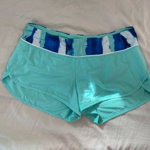 Lululemon Shorts Size 8